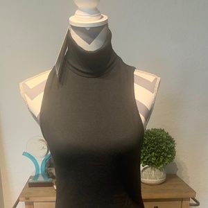 NWT Sleeveless Turtleneck Midi Dress